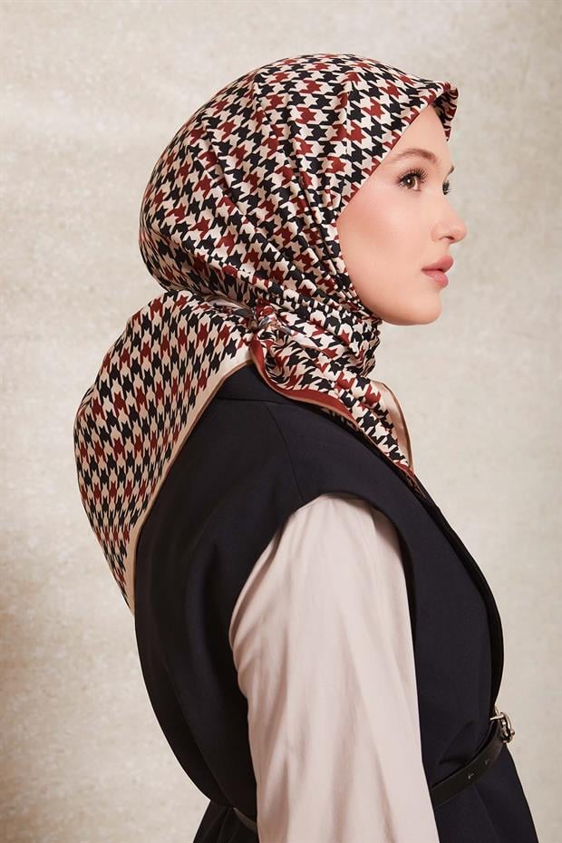 Kahve Kazayağı Desen Twill İpek Eşarp