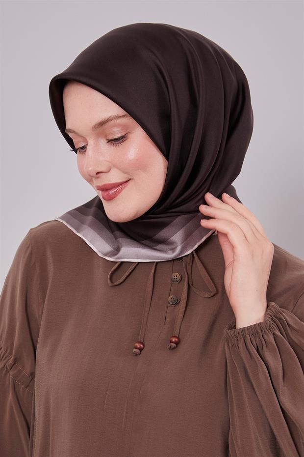 Kahve Kenar Bordürlü Twill İpek Eşarp