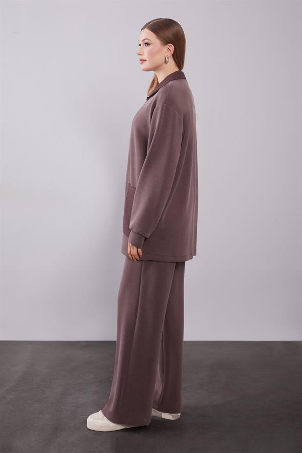 Kahve Kendinden Desen Yakalı İkili Takım