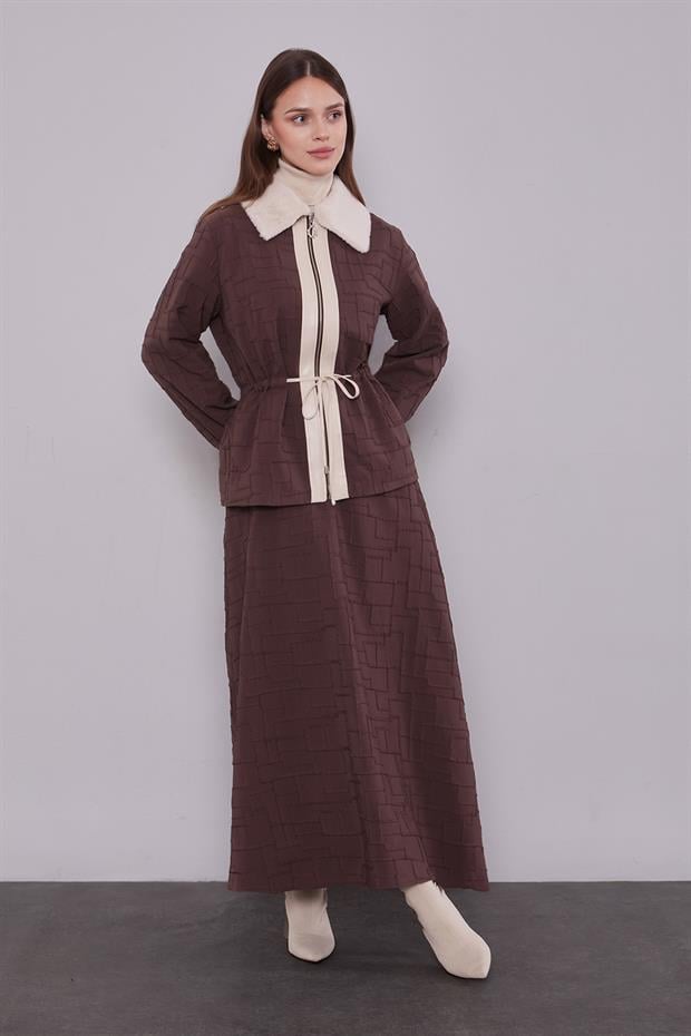 Kahve Kendinden Desenli Etek Takım