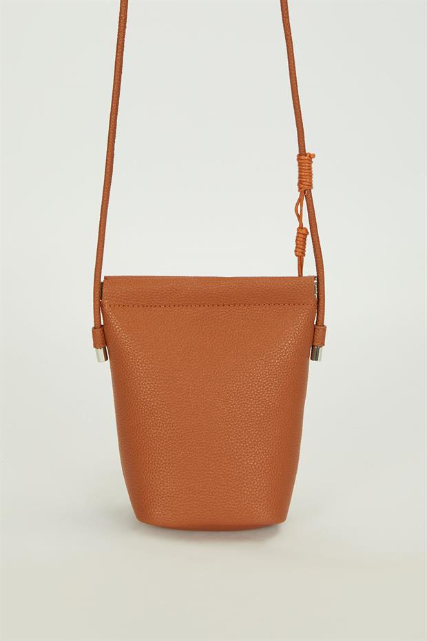 Kahve Metal top Aksesuarlı Omuz Çantası