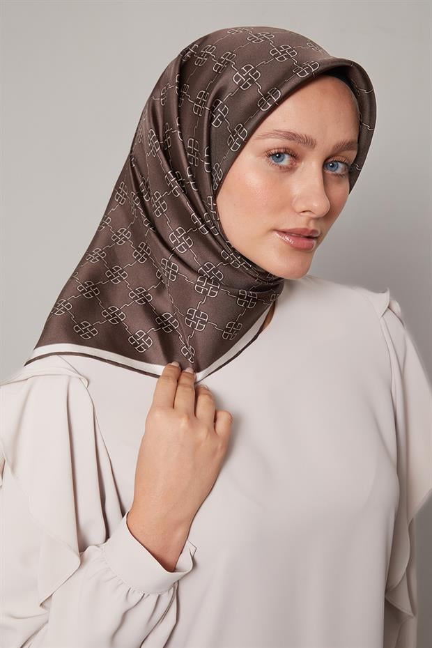 Kahve Mini Yonca Desen Twill İpek Eşarp