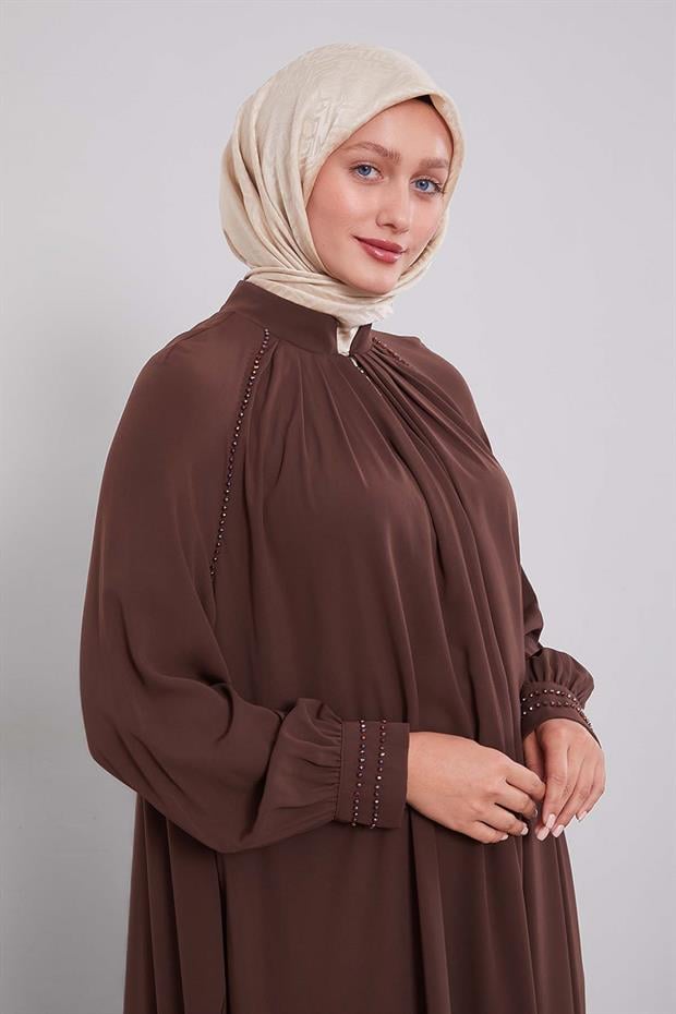 Kahve Omuz Büzgülü Ferace