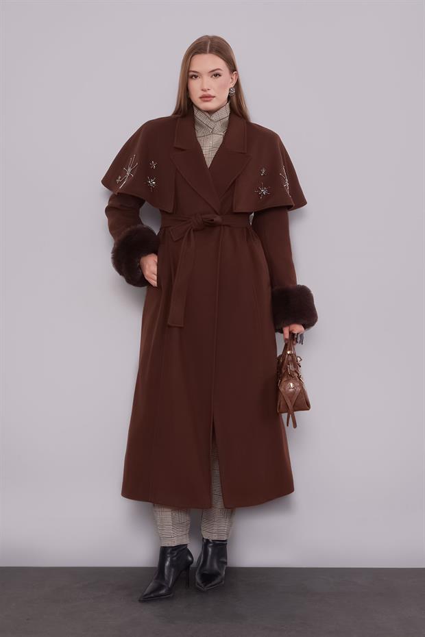 Kahve Pelerin Detaylı Kaban