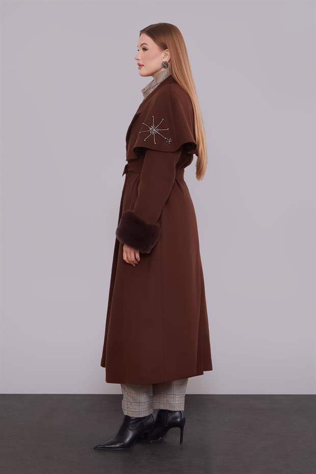 Kahve Pelerin Detaylı Kaban