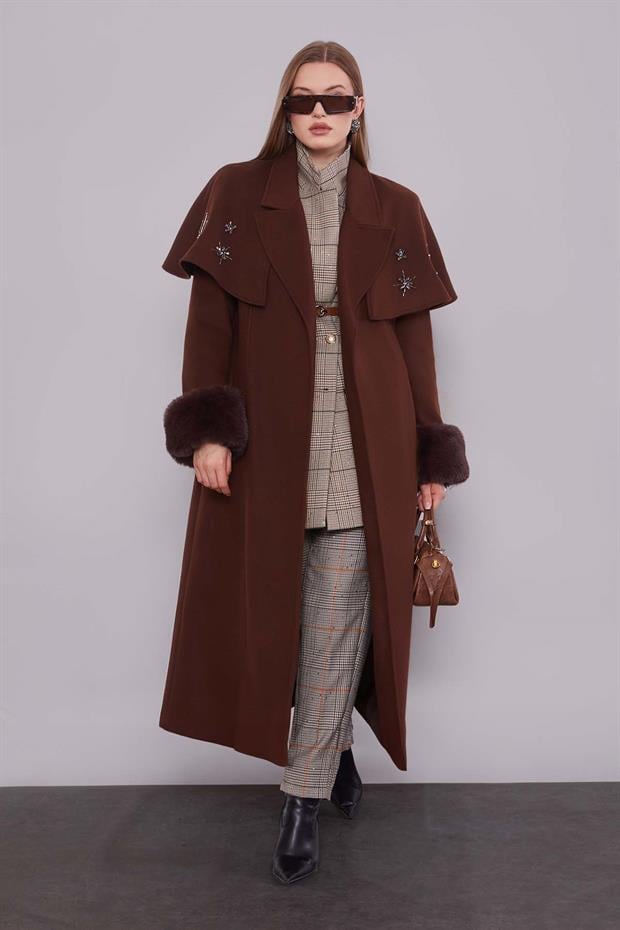 Kahve Pelerin Detaylı Kaban