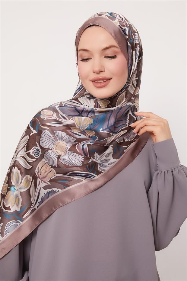 Kahve Petunya Desen Hint İpeği Şal