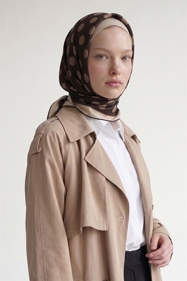 Kahve Puantiyeli Twill İpek Eşarp