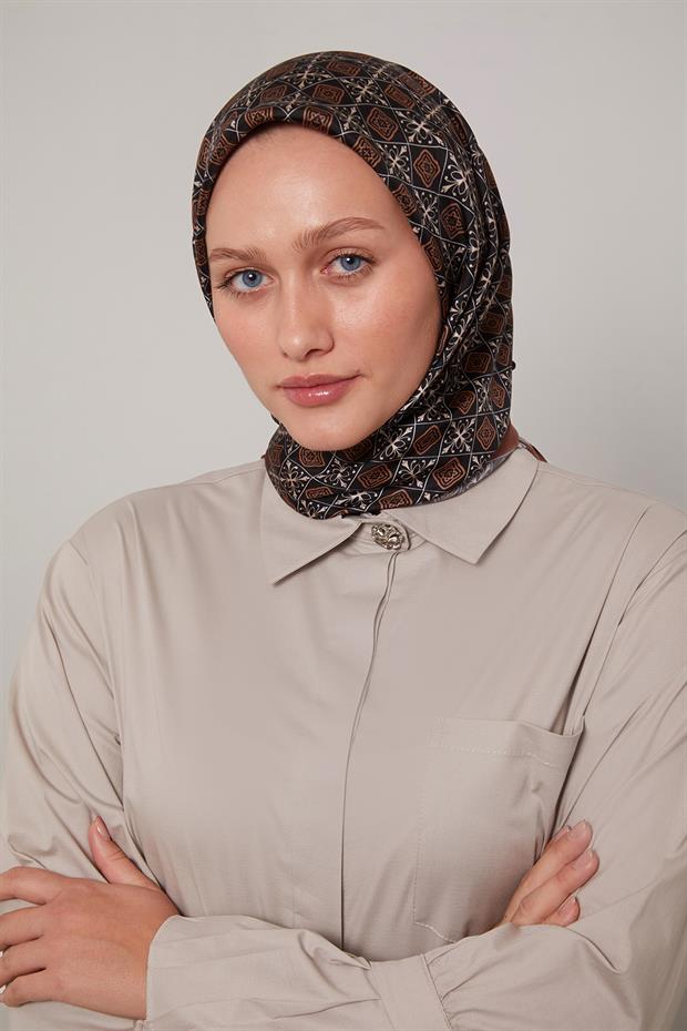 Kahve Seramik Desen Twill İpek Eşarp