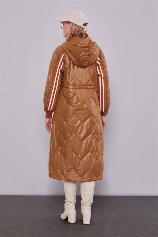 Kahve Şerit Kol Detaylı Şişme Mont