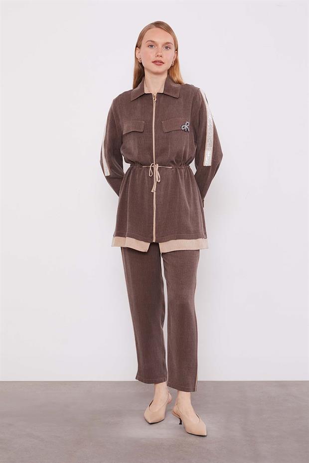 Kahve Taşlı Şerit Detaylı İkili Takım