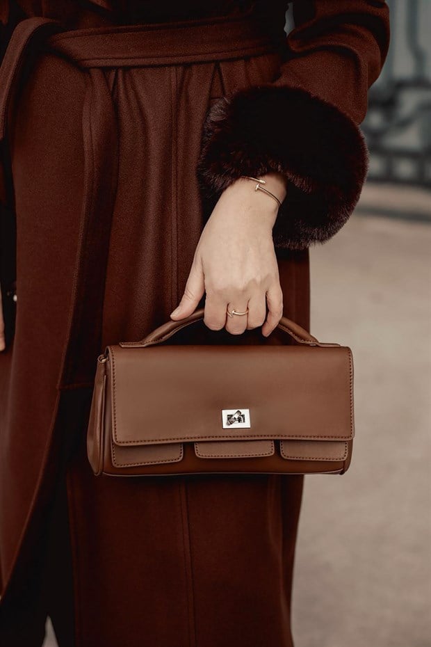 Kahve Yatay Form Omuz Çantası