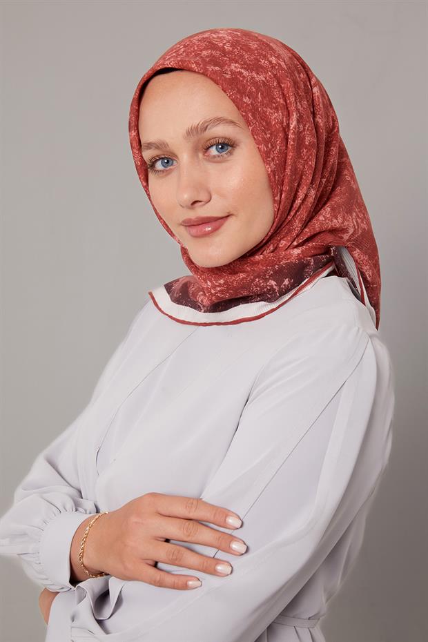 Kırmızı Batik Desen Pamuk Eşarp