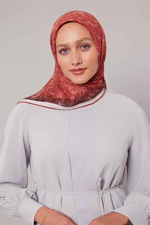 Kırmızı Batik Desen Pamuk Eşarp