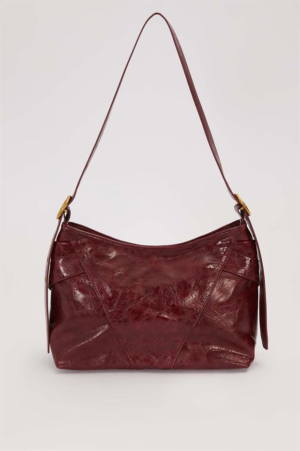 Kırmızı Çapraz Fermuar Detaylı Omuz Çantası