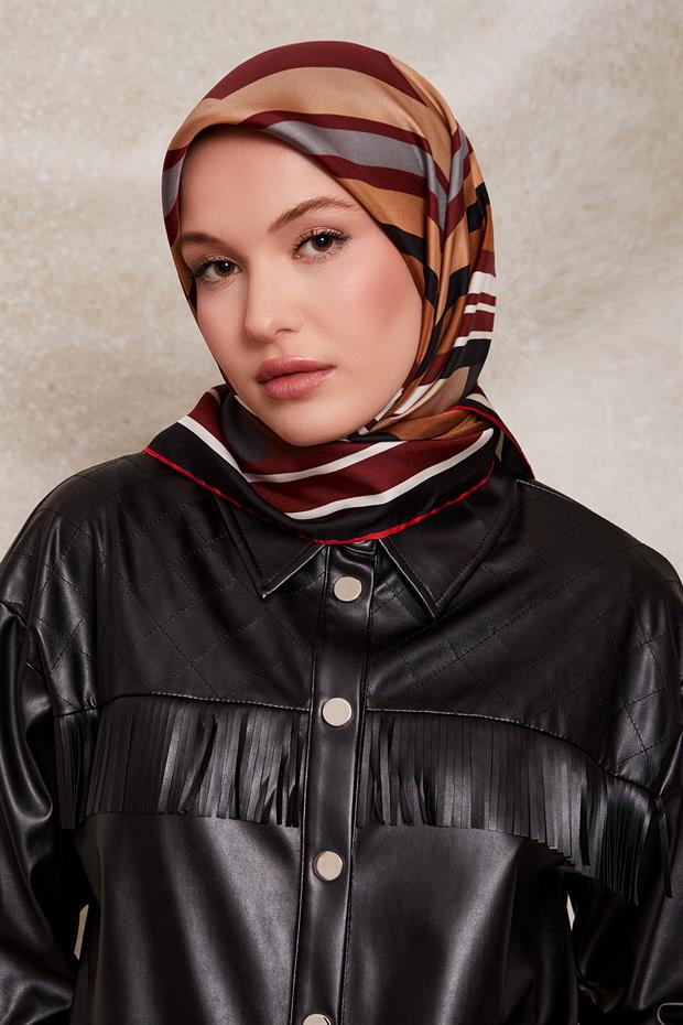 Kırmızı Kare Desen Twill İpek Eşarp