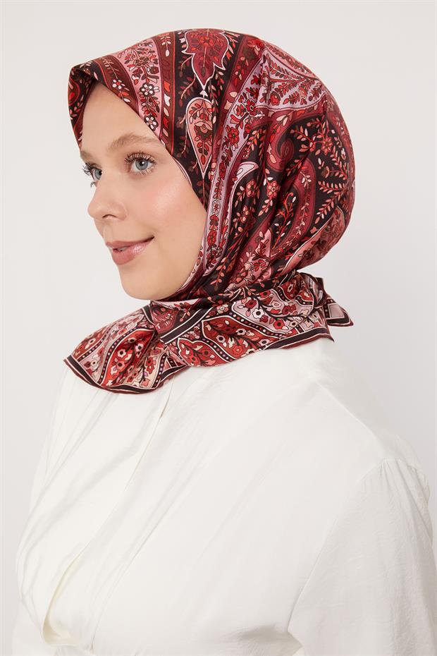 Kırmızı Karışık Hint Desen Twill İpek Eşarp