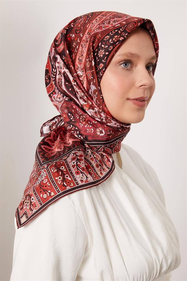 Kırmızı Karışık Hint Desen Twill İpek Eşarp