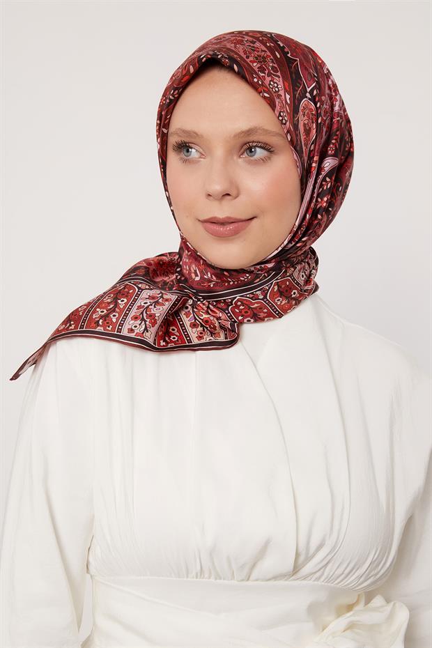 Kırmızı Karışık Hint Desen Twill İpek Eşarp