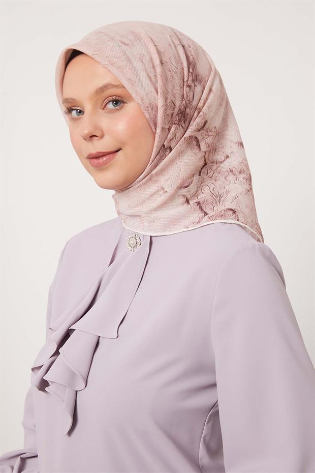 Kırmızı Şerit Desen Pamuk Eşarp