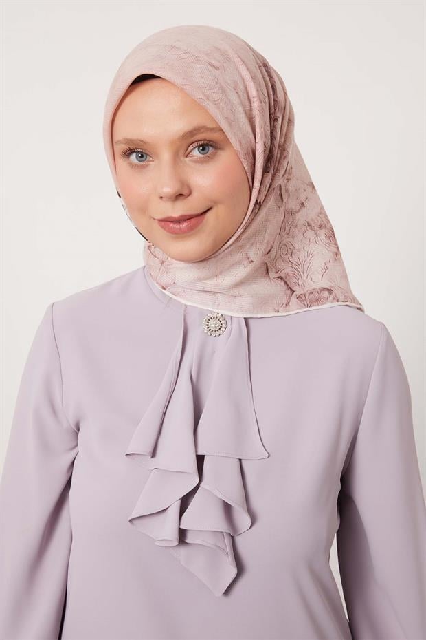 Kırmızı Şerit Desen Pamuk Eşarp