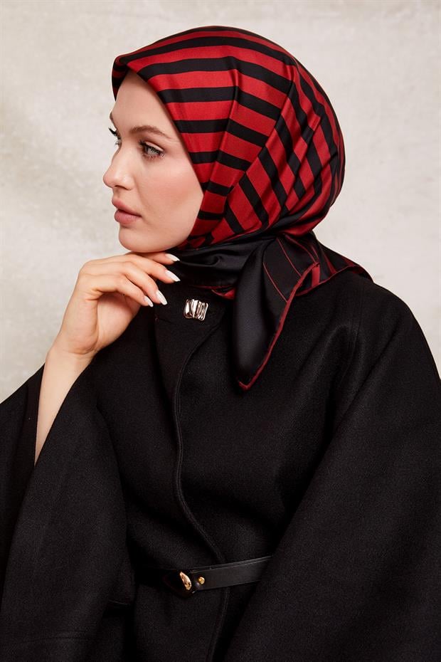 Kırmızı Şerit Desenli Twill İpek Eşarp