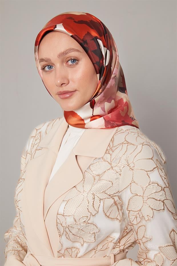 Kırmızı Soyut Çiçek Desen Sura İpek Eşarp