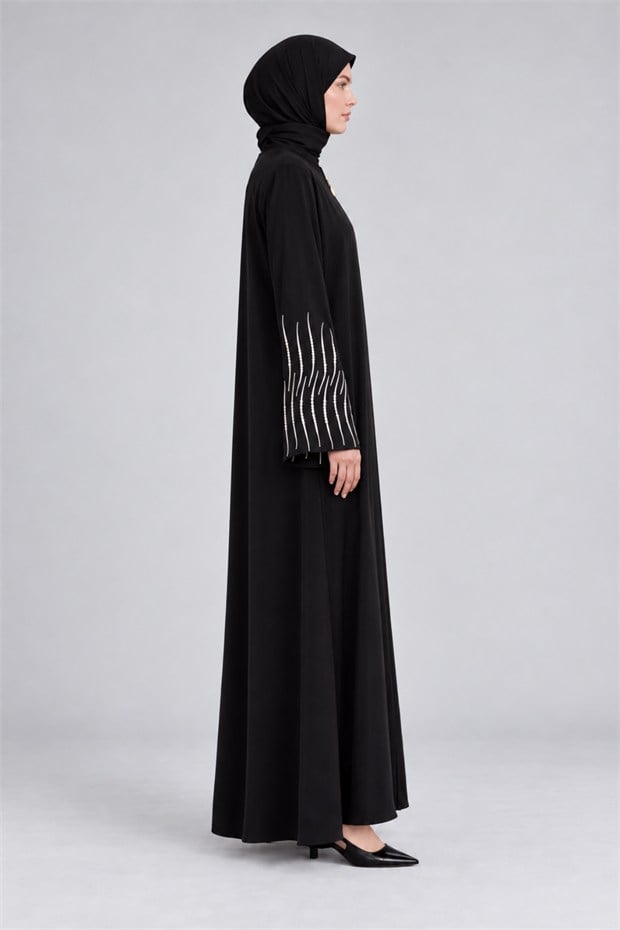 Kol Nakış Detaylı Ferace Siyah
