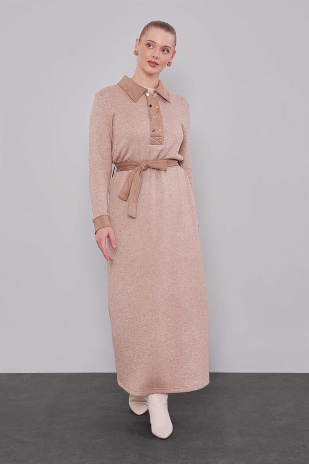 Koyu Bej Süet Garnili Kaşmir Elbise
