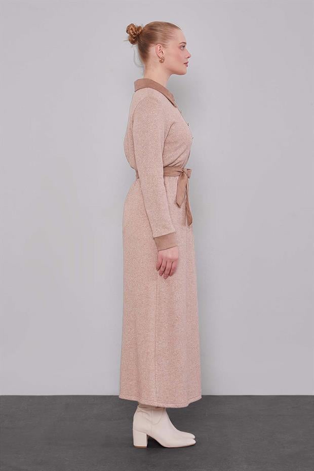 Koyu Bej Süet Garnili Kaşmir Elbise