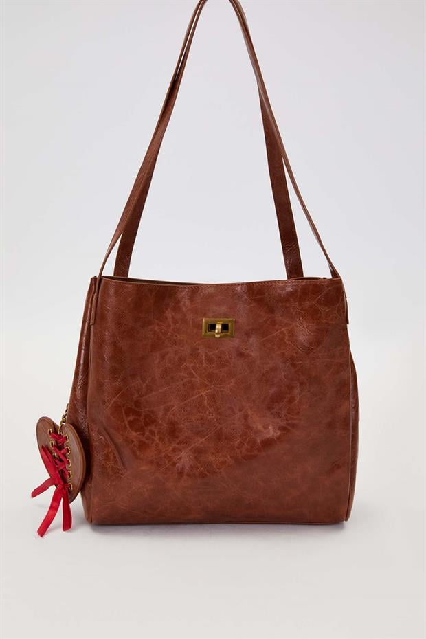 KOYU KAHVE Örgü Aksesuar Detaylı Omuz Çantası