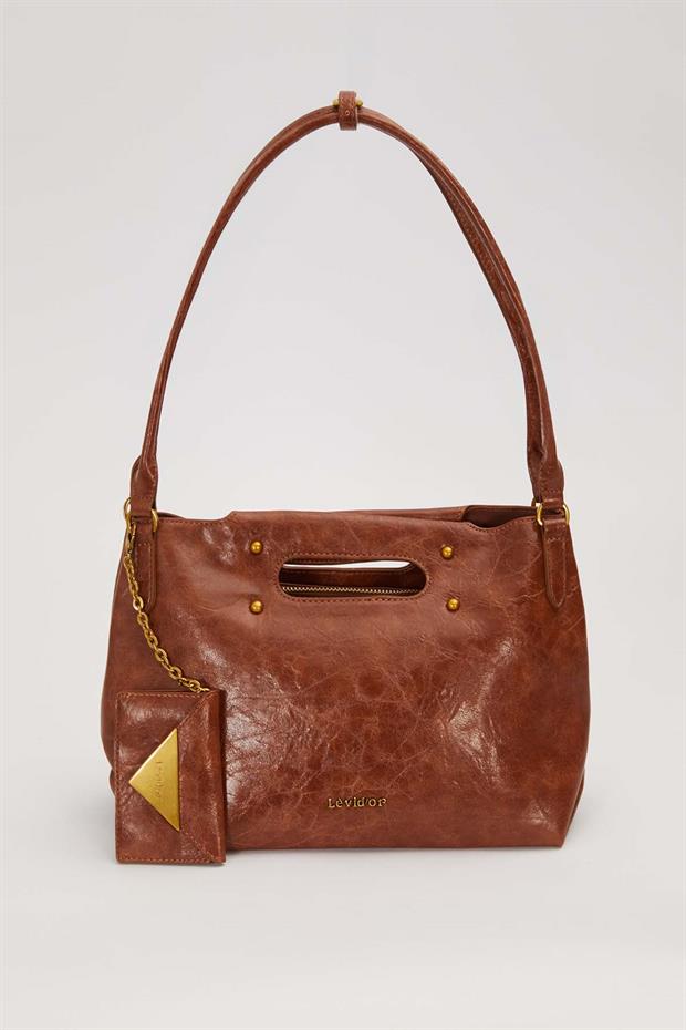 Koyu Kahve Zarf Charm Detaylı Omuz Çantası