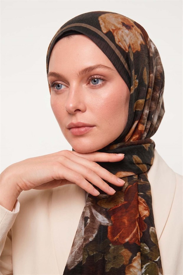 Koyu Lacivert Gül Desenli Tencel Şal