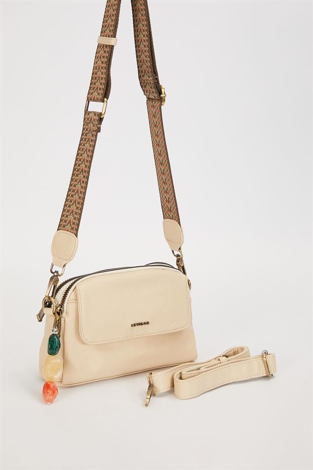 Krem Boncuk Aksesuar Detaylı Omuz Çantası