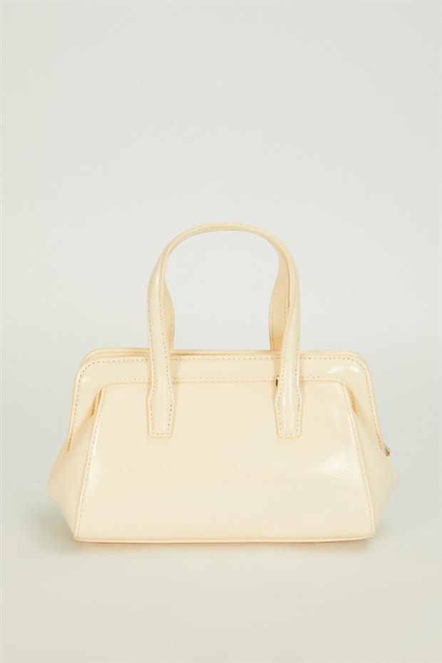 Krem Fermuar Kapama Detaylı El Çantası
