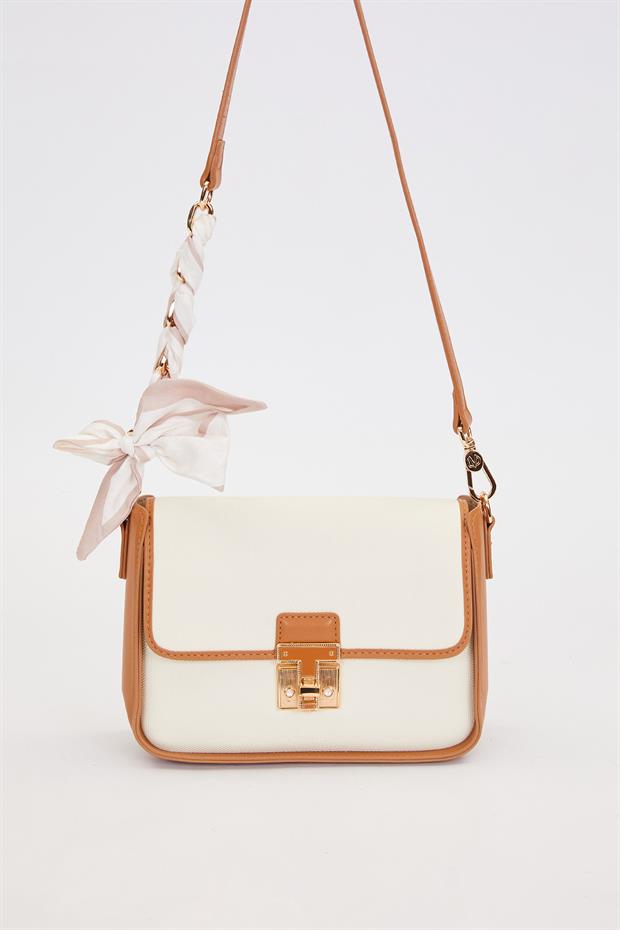 Krem Fular Bağlama Detaylı Omuz Çantası