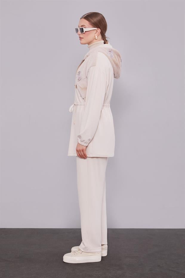 Krem Gül Detaylı Bel Büzgülü İkili Takım