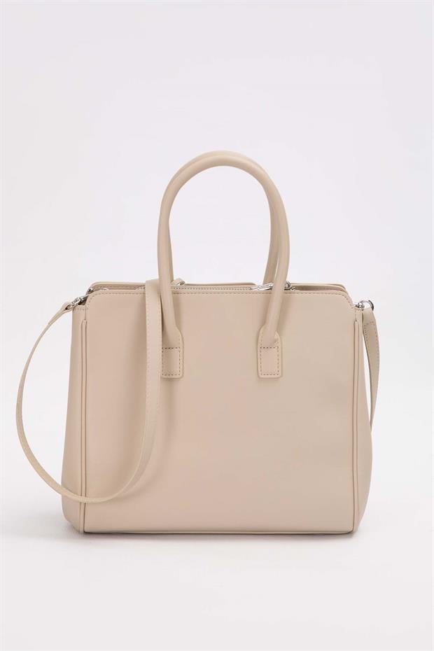 Krem Halka Aksesuar Detaylı Omuz Çantası