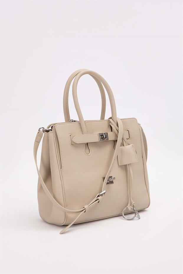 Krem Halka Aksesuar Detaylı Omuz Çantası