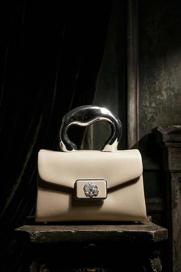 Krem Metal Aksesuar Tokalı El Çantası