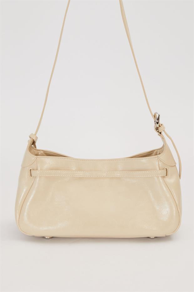 Krem Metal Kilit Kapamalı Omuz Çantası