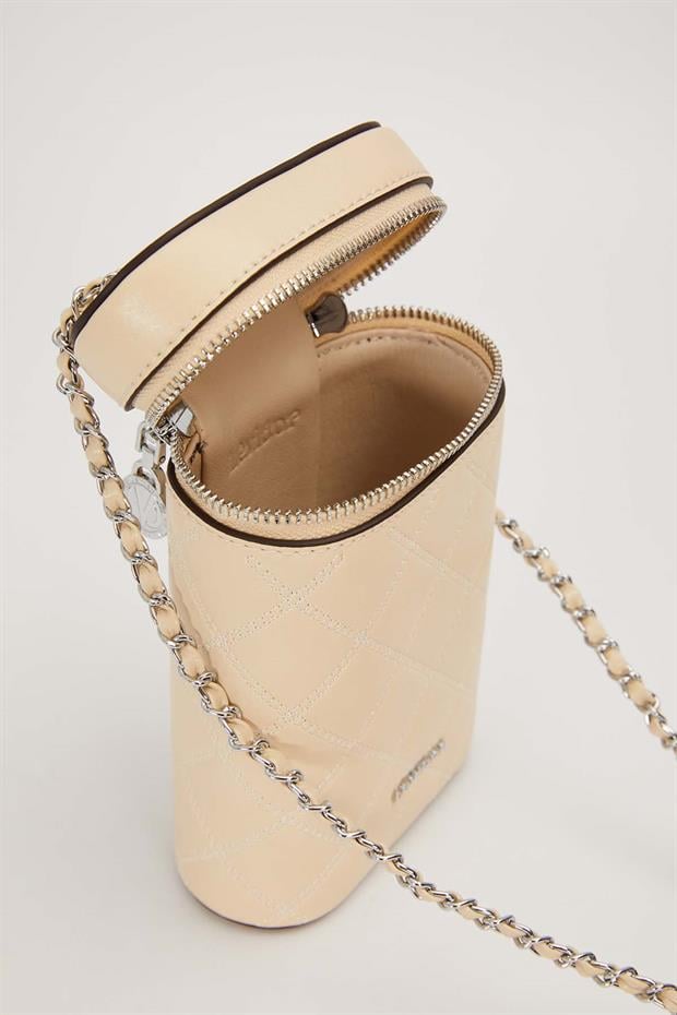 Krem Silindir Form Kapitone Omuz Çantası