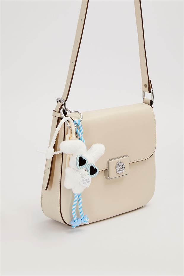 Krem Tavşan Charm Detaylı Omuz Çantası
