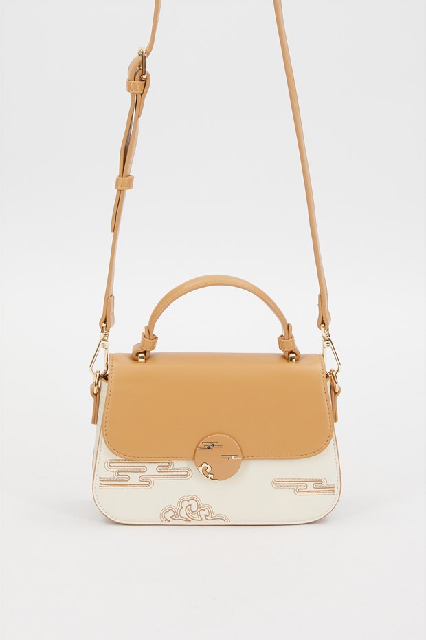 Krem Toka İşlemeli Omuz Çantası