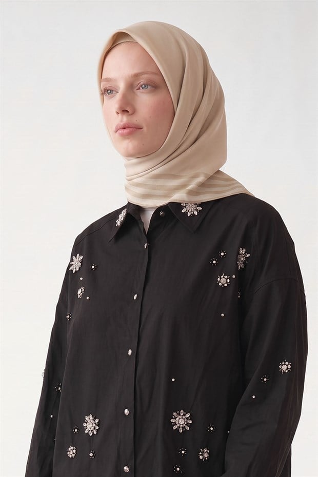 Krem Üç Çizgi Detaylı Twill İpek Eşarp