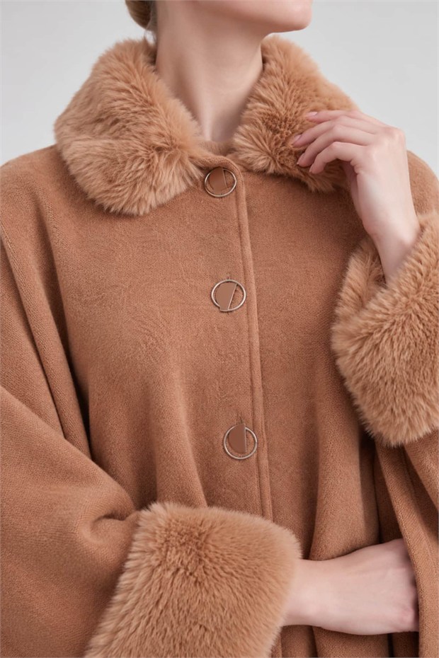 Kürk Detaylı Kaşmir Panço Camel