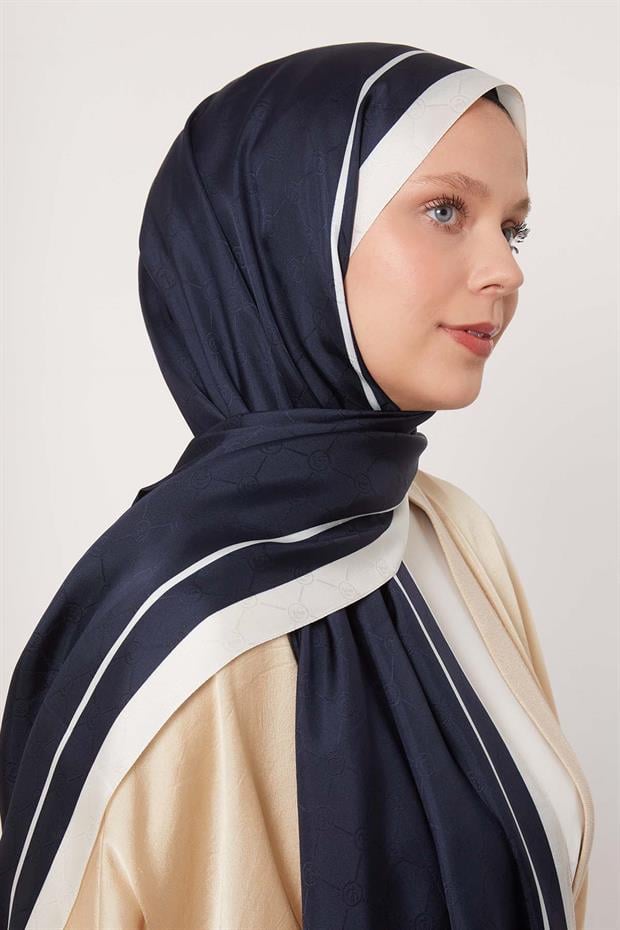 Lacivert-Beyaz-Kırmızı Şerit Detay Monogram İpek Şal