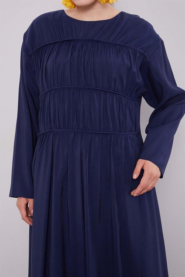 Lacivert Büzgü Detaylı Elbise