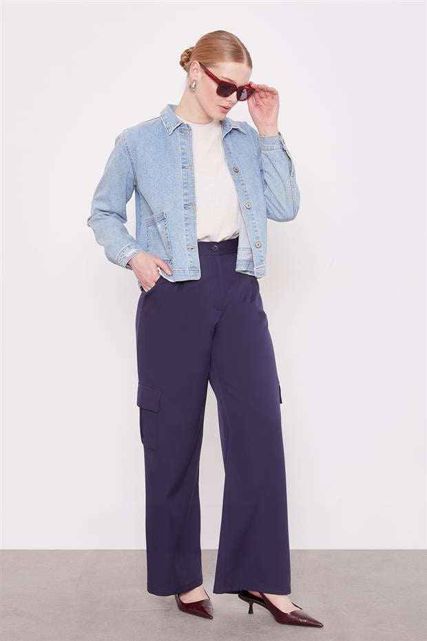 Lacivert Cep Detaylı Pantolon