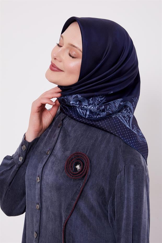 Lacivert Kenar Benekli Twill İpek Eşarp